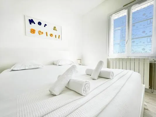 Des Jaulaines, En Bord De - Ile De Re * Сент-Мари-де-Ре